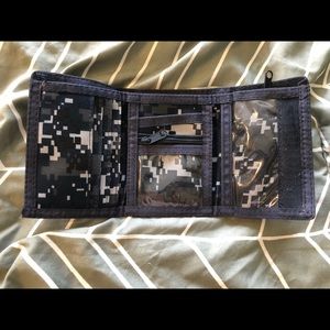 US NAVY DIGI CAMO WALLET